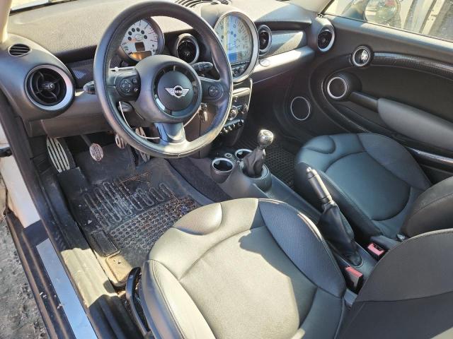 WMWZG3C55CTY32266 - 2012 MINI COOPER S CLUBMAN WHITE photo 8