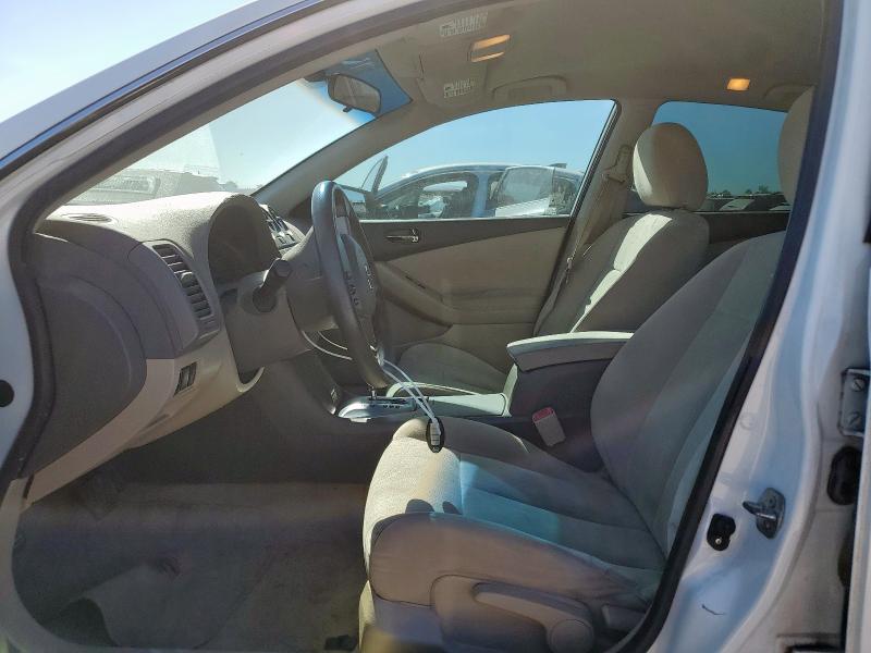 1N4AL2AP7BN496767 - 2011 NISSAN ALTIMA BASE WHITE photo 7