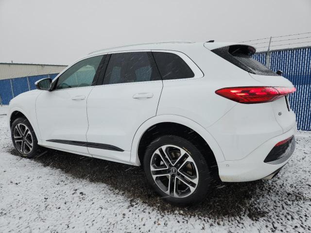 WA13AAGU8S2039333 - 2025 AUDI Q5 PRESTIGE WHITE photo 2