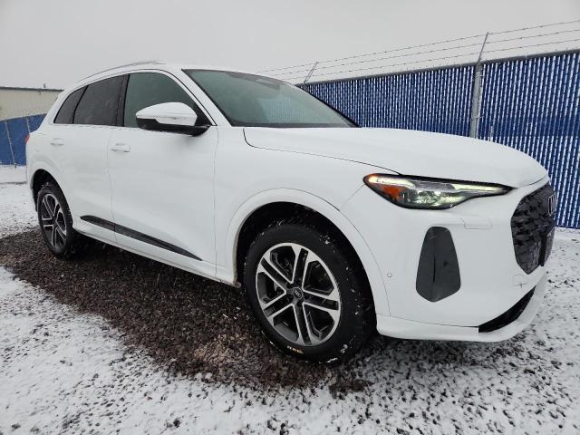 WA13AAGU8S2039333 - 2025 AUDI Q5 PRESTIGE WHITE photo 4