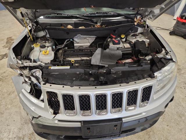 1C4NJDBB8DD272108 - 2013 JEEP COMPASS SPORT 灰色 照片 11