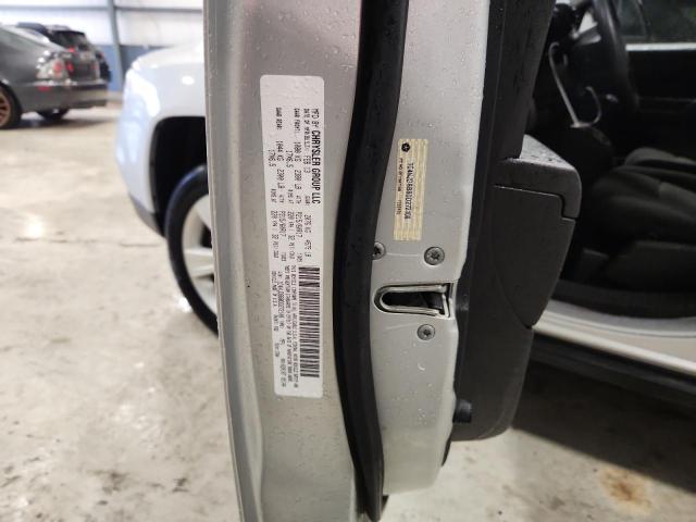 1C4NJDBB8DD272108 - 2013 JEEP COMPASS SPORT 灰色 照片 12