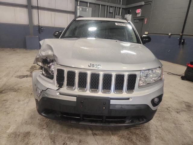 1C4NJDBB8DD272108 - 2013 JEEP COMPASS SPORT 灰色 照片 5