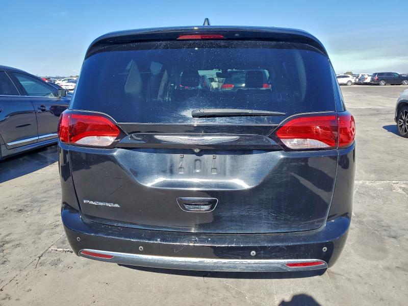 2C4RC1BG6LR139915 - 2020 CHRYSLER PACIFICA TOURING L BLACK photo 6