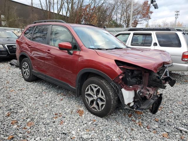 JF2SKAJC5LH498995 - 2020 SUBARU FORESTER PREMIUM RED photo 4