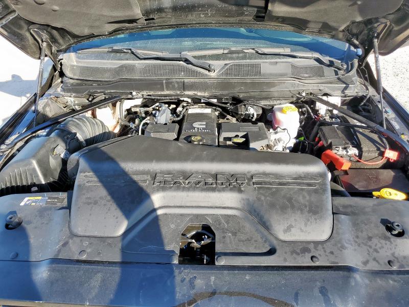 3C6UR5FL2RG218267 - 2024 RAM 2500 LARAMIE BLACK photo 11