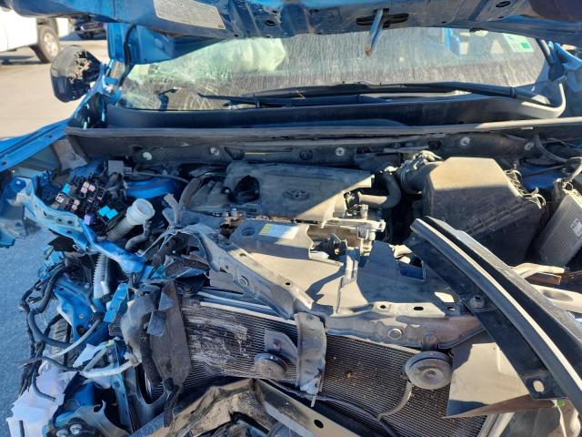 JTMZFREV6GJ063929 - 2016 TOYOTA RAV4 LE BLUE photo 12