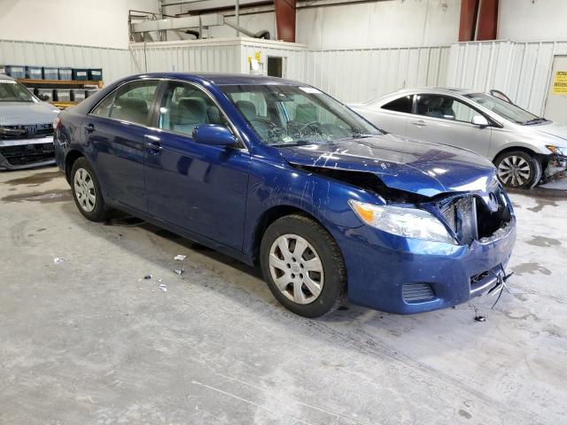 4T4BF3EK3AR025439 - 2010 TOYOTA CAMRY BASE Blau Foto 4
