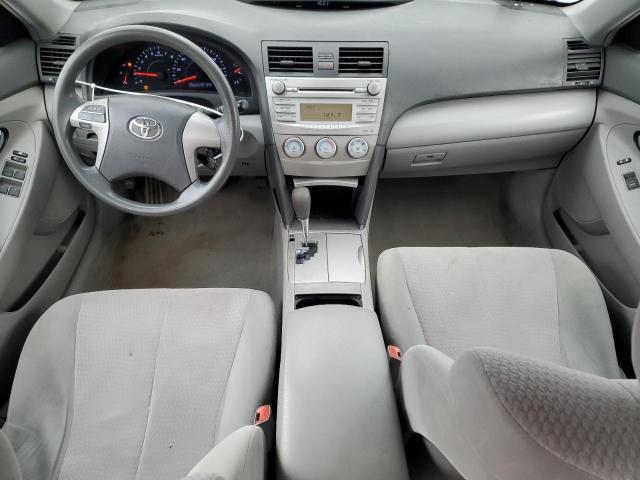 4T4BF3EK3AR025439 - 2010 TOYOTA CAMRY BASE Blau Foto 8