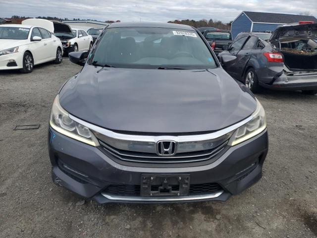 1HGCR2F57HA234418 - 2017 HONDA ACCORD SPORT ნაცრისფერი ფოტო 5