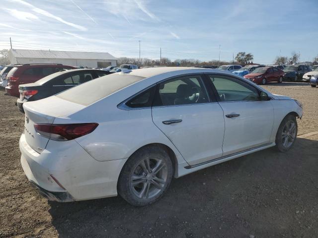 5NPE34AF0JH606278 - 2018 HYUNDAI SONATA SPORT WHITE photo 3