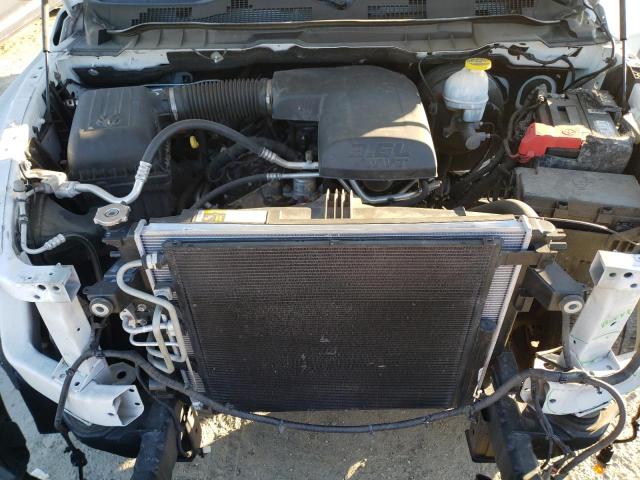 1C6RR6KG7JS305034 - 2018 RAM 1500 ST Ақ фото 11