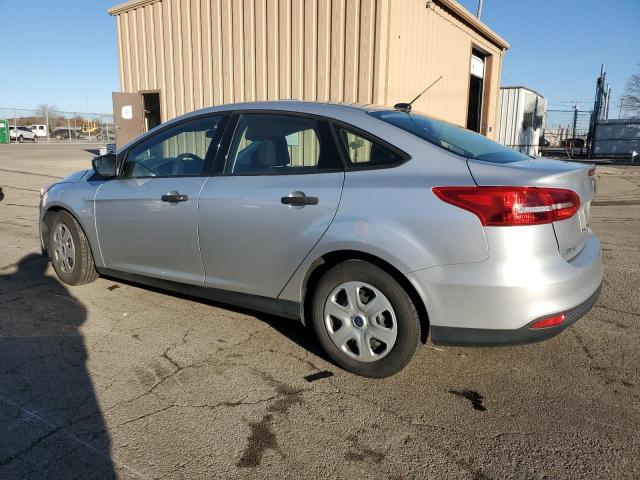1FADP3E20JL292294 - 2018 FORD FOCUS S SILVER photo 2