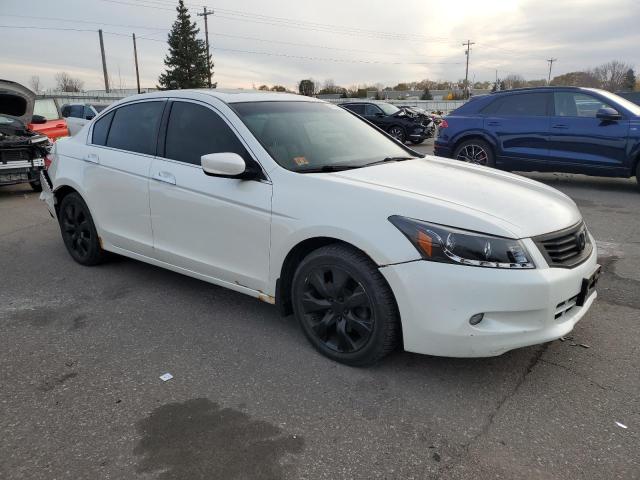 1HGCP368X8A024837 - 2008 HONDA ACCORD EXL WHITE photo 4