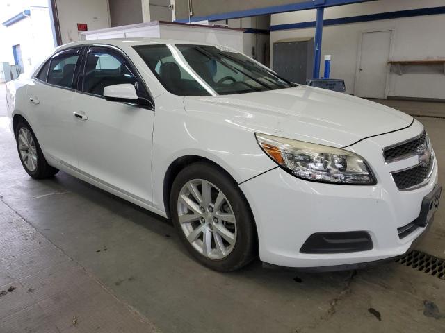 1G11D5RR9DF105834 - 2013 CHEVROLET MALIBU 1LT 白色 照片 4