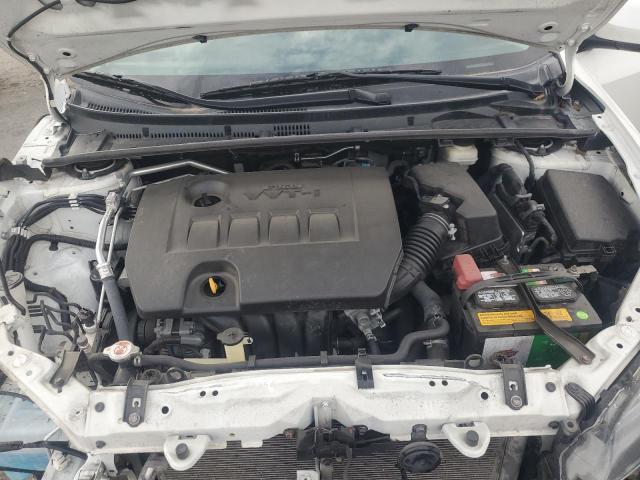 5YFBURHE9JP803723 - 2018 TOYOTA COROLLA L WHITE photo 11