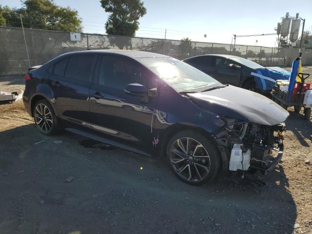 JTDS4RCE5LJ009008 - 2020 TOYOTA COROLLA SE Bleu photo 4