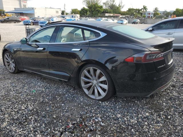 5YJSA1DP6DFP13754 - 2013 TESLA MODEL S Czarny zdjęcie 2