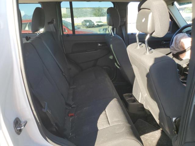 1J4PP2GK3BW567892 - 2011 JEEP LIBERTY SPORT WHITE photo 11