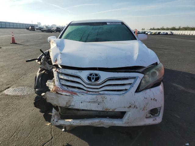 4T4BF3EK7AR018848 - 2010 TOYOTA CAMRY BASE WHITE photo 5