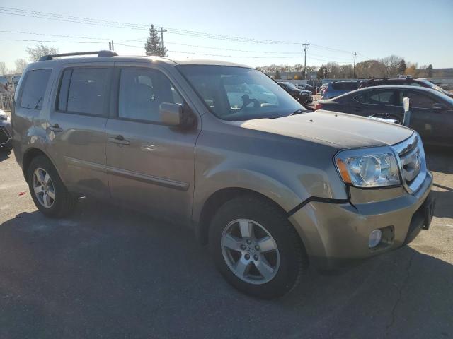 5FNYF4H61AB035814 - 2010 HONDA PILOT EXL GOLD photo 4