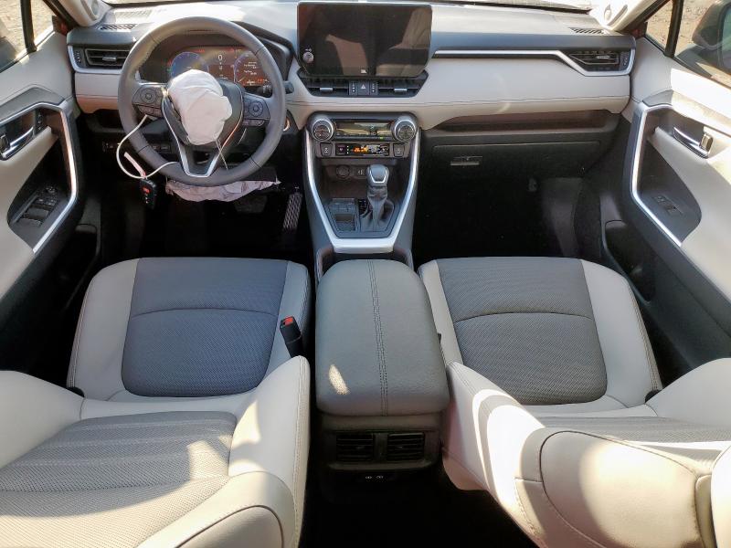 2T3Y1RFV0SW404485 - 2025 TOYOTA RAV4 LIMITED RED photo 8