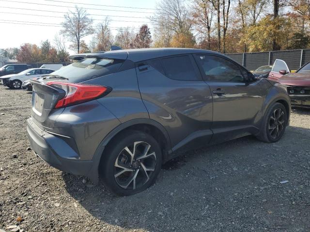 NMTKHMBX8JR061595 - 2018 TOYOTA C-HR XLE Մոխրագույն լուսանկար 3