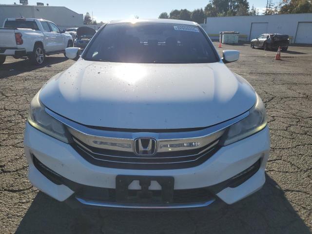 1HGCR2F69GA165612 - 2016 HONDA ACCORD SPORT 白色 照片 5