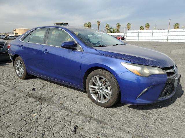 4T1BF1FKXFU885519 - 2015 TOYOTA CAMRY LE BLUE photo 4