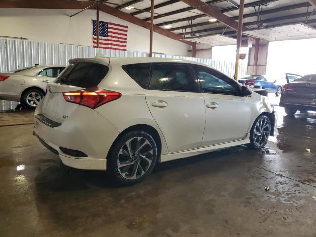 JTNKARJE0HJ545489 - 2017 TOYOTA COROLLA IM WHITE photo 3