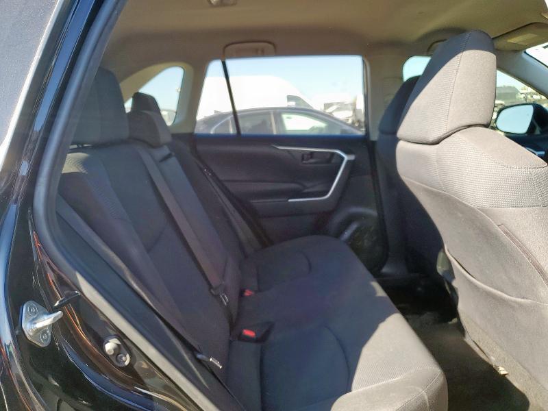 JTMH1RFV7KJ007063 - 2019 TOYOTA RAV4 LE Schwarz Foto 11
