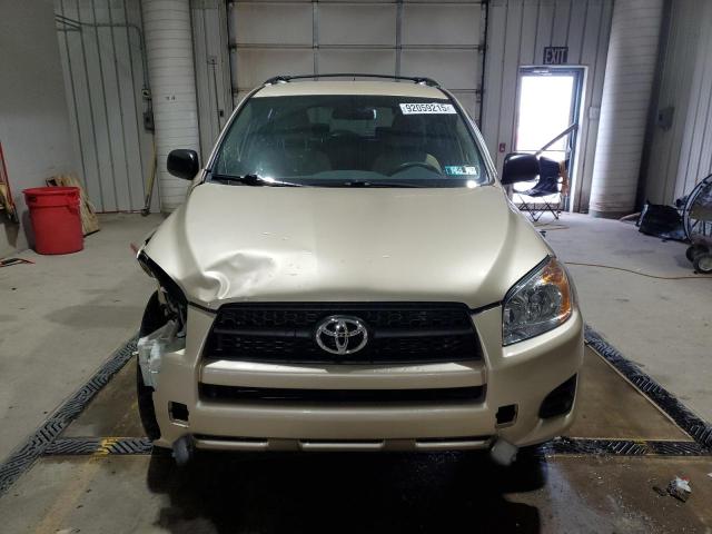 2T3BF4DVXBW116521 - 2011 TOYOTA RAV4 GOLD photo 5