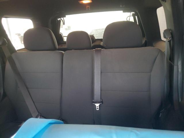 1FMCU9DG7BKB60408 - 2011 FORD ESCAPE XLT ვერცხლისფერი ფოტო 10