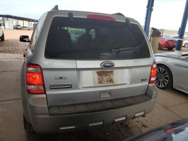 1FMCU9DG7BKB60408 - 2011 FORD ESCAPE XLT ვერცხლისფერი ფოტო 6