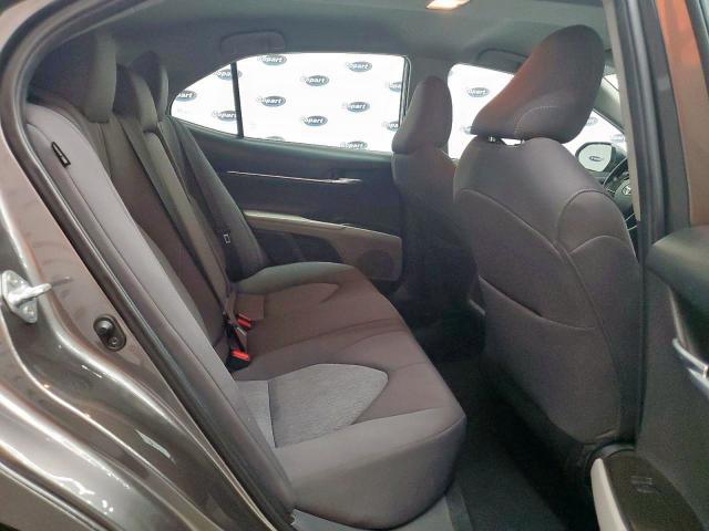 4T1C11AK0RU880084 - 2024 TOYOTA CAMRY LE ნაცრისფერი ფოტო 10