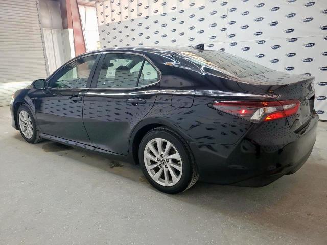 4T1C11AK2RU879907 - 2024 TOYOTA CAMRY LE BLACK photo 2