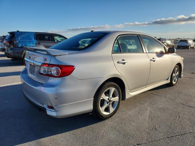 2T1BU4EE9BC653458 - 2011 TOYOTA COROLLA BASE GRAY photo 3