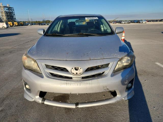 2T1BU4EE9BC653458 - 2011 TOYOTA COROLLA BASE GRAY photo 5