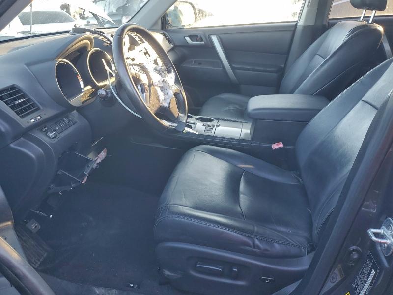 5TDZK3EH0DS118280 - 2013 TOYOTA HIGHLANDER BASE ნაცრისფერი ფოტო 7