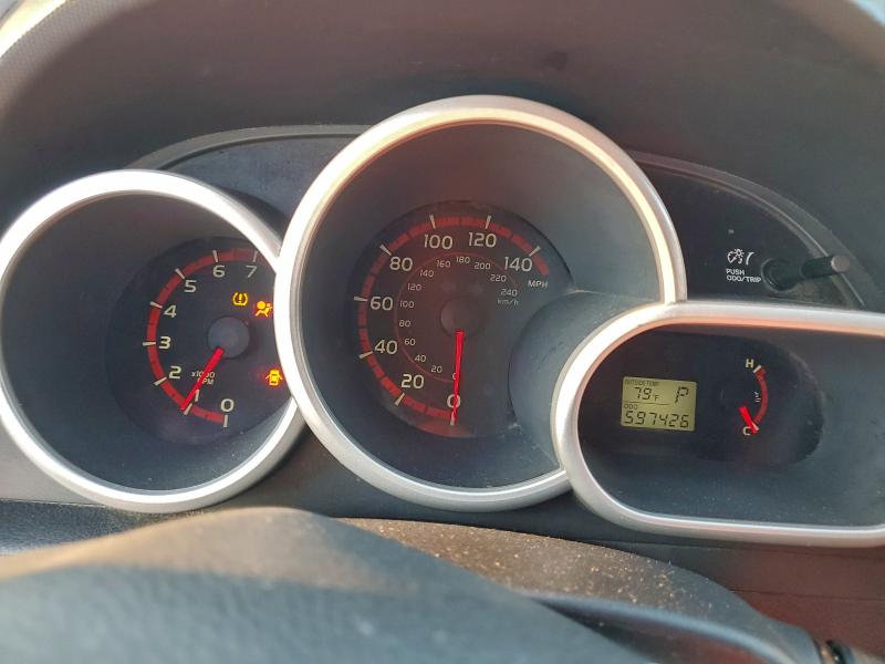 2T1KE40E69C013108 - 2009 TOYOTA COROLLA MA S WHITE photo 9