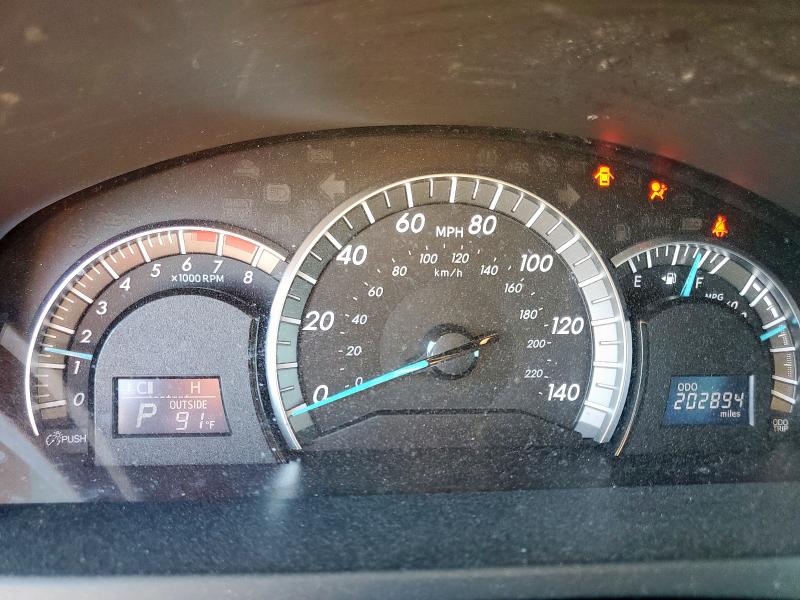 4T1BF1FK6DU670300 - 2013 TOYOTA CAMRY L GRAY photo 9