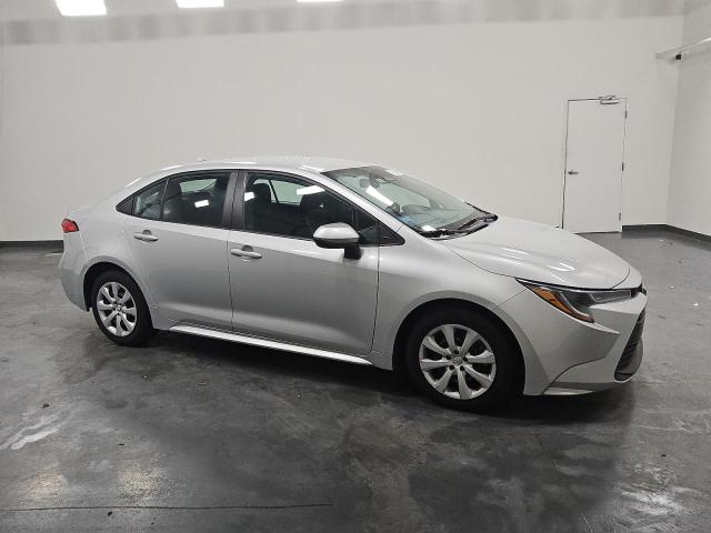 5YFB4MDE7PP023429 - 2023 TOYOTA COROLLA LE Plata foto 4