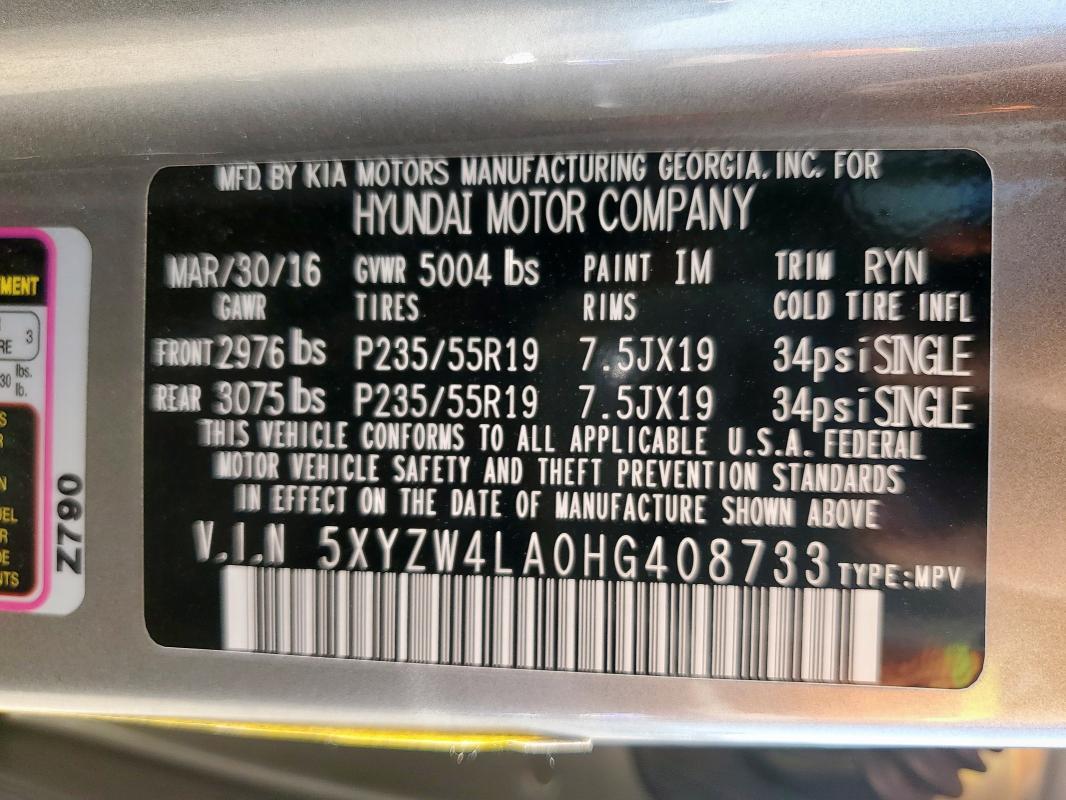 5XYZW4LA0HG408733 - 2017 HYUNDAI SANTA FE S SILVER photo 13