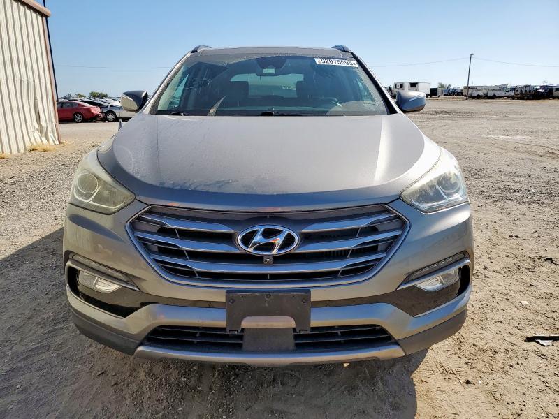 5XYZW4LA0HG408733 - 2017 HYUNDAI SANTA FE S SILVER photo 5