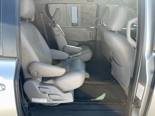 5TDYZ3DC0LS030115 - 2020 TOYOTA SIENNA XLE 银色 照片 6