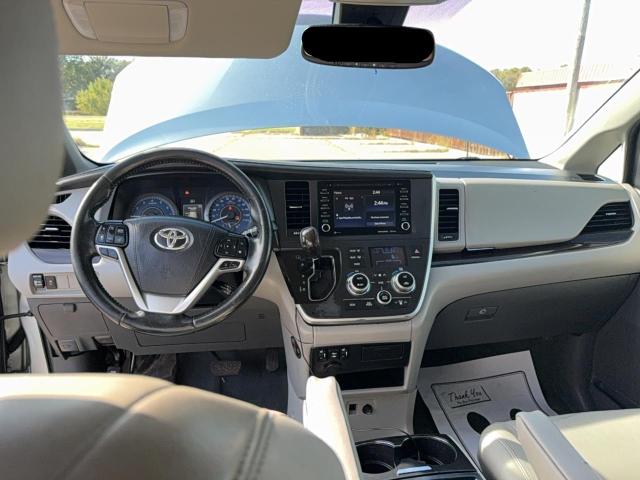 5TDYZ3DC0LS030115 - 2020 TOYOTA SIENNA XLE 银色 照片 9