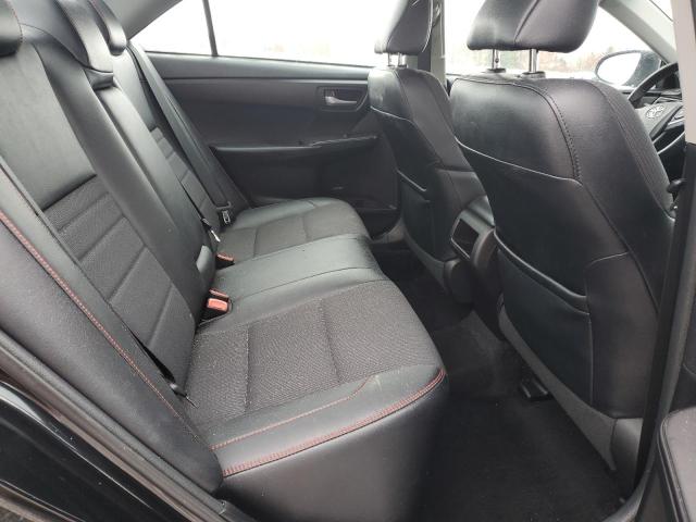 4T1BF1FK9HU693141 - 2017 TOYOTA CAMRY LE შავი ფოტო 10