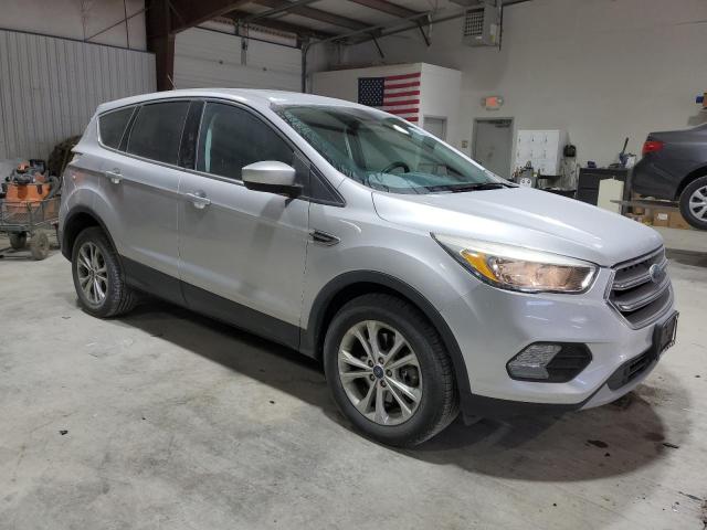 1FMCU9G96HUB08584 - 2017 FORD ESCAPE SE ვერცხლისფერი ფოტო 4