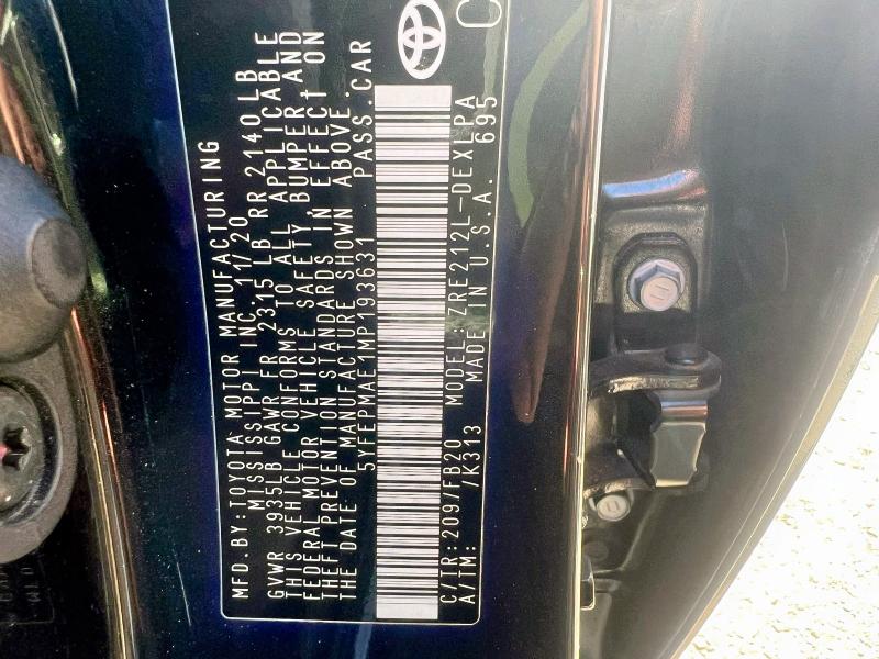 5YFEPMAE1MP193631 - 2021 TOYOTA COROLLA LE BLACK photo 10