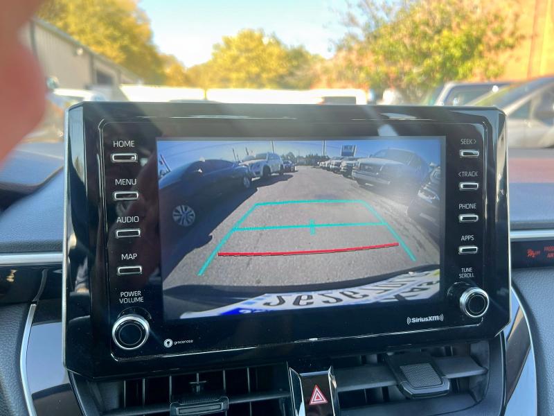 5YFEPMAE1MP193631 - 2021 TOYOTA COROLLA LE BLACK photo 11